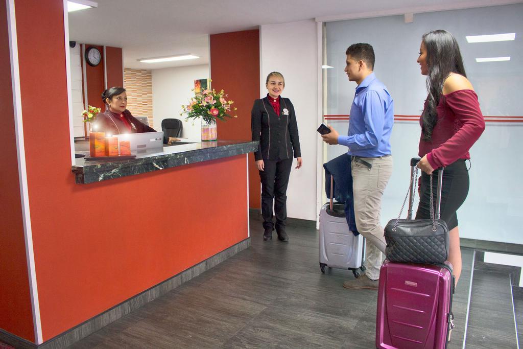 Hotel Bestmark Platino En Chapinero Богота Екстериор снимка