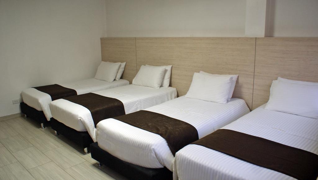 Hotel Bestmark Platino En Chapinero Богота Екстериор снимка
