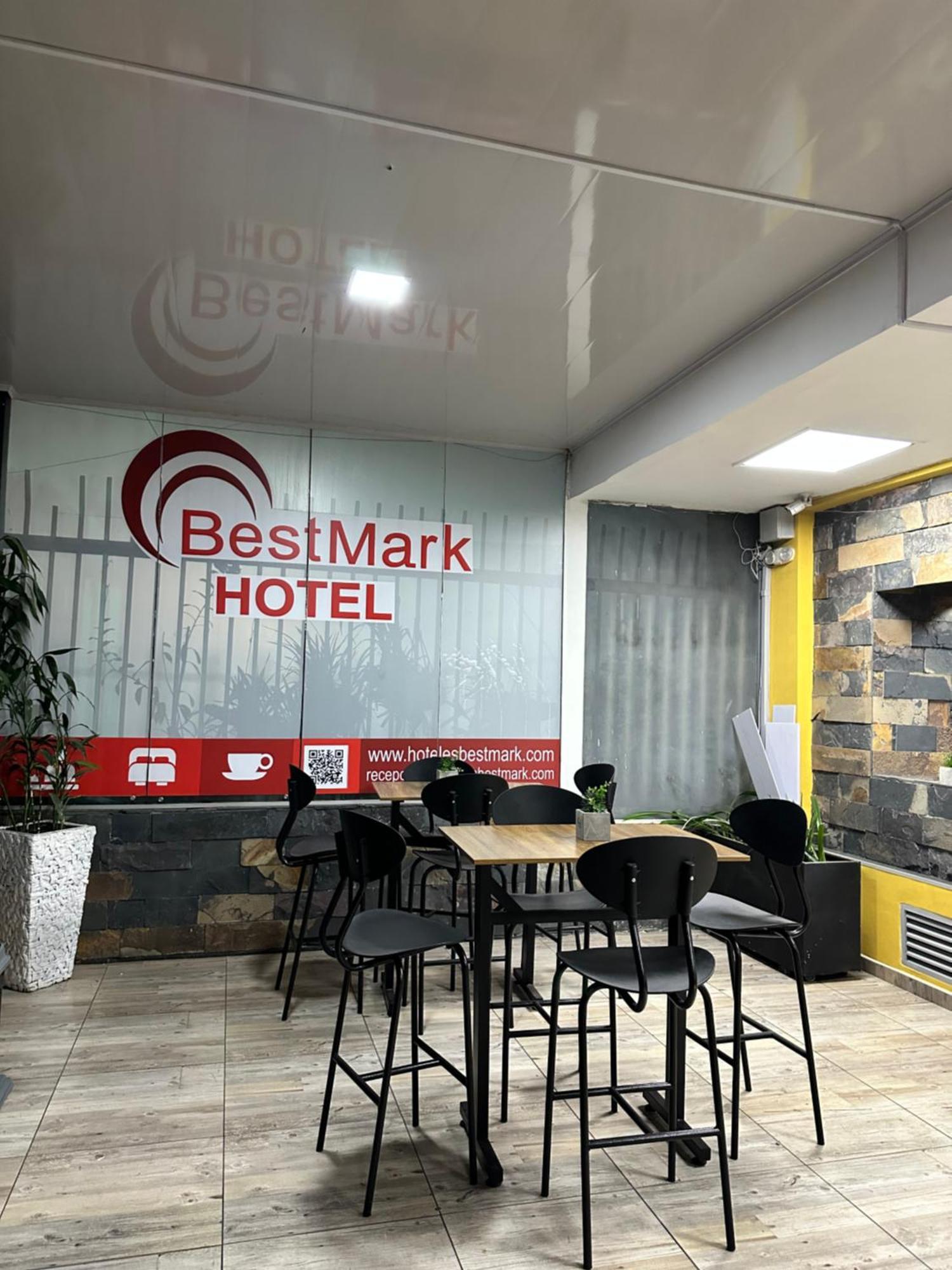 Hotel Bestmark Platino En Chapinero Богота Екстериор снимка