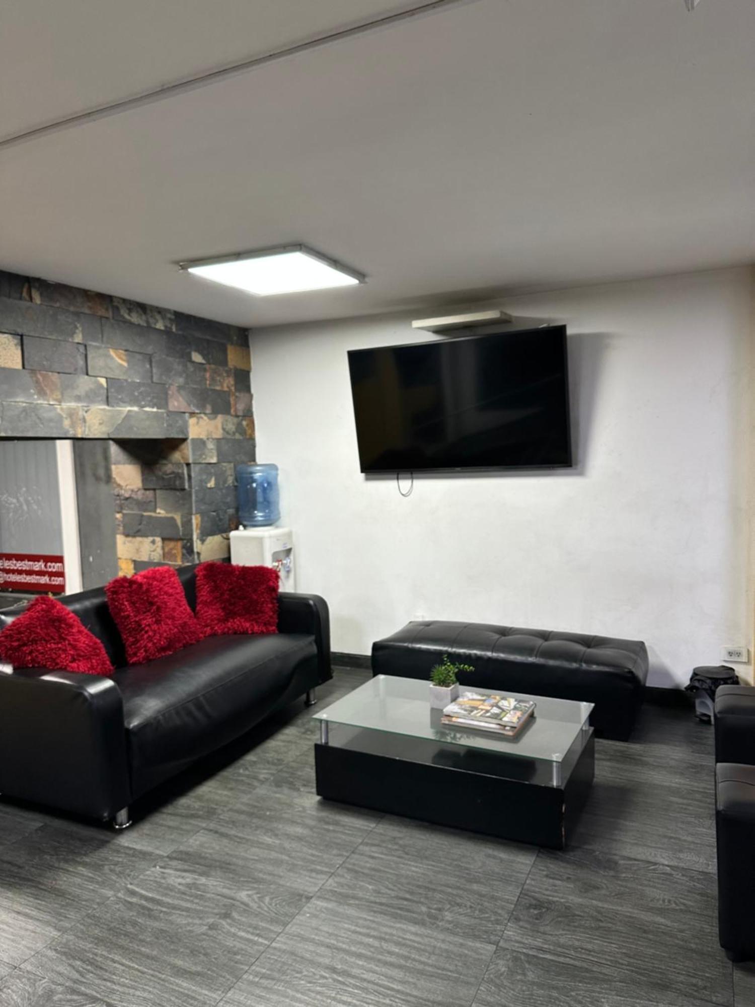 Hotel Bestmark Platino En Chapinero Богота Екстериор снимка